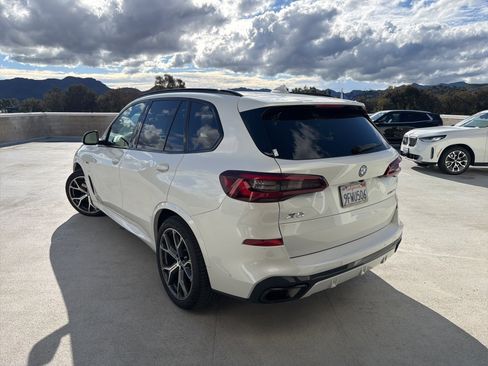 Certified 2023 BMW X5 xDrive45e w/ Executive Package image 2