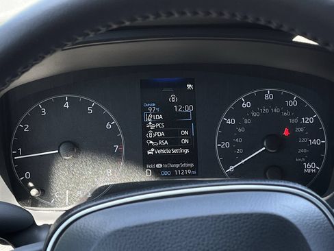 Used 2024 Toyota Corolla SE FWD image 13