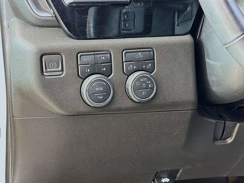 Used 2023 Chevrolet Silverado 1500 RST AWD/4WD image 28