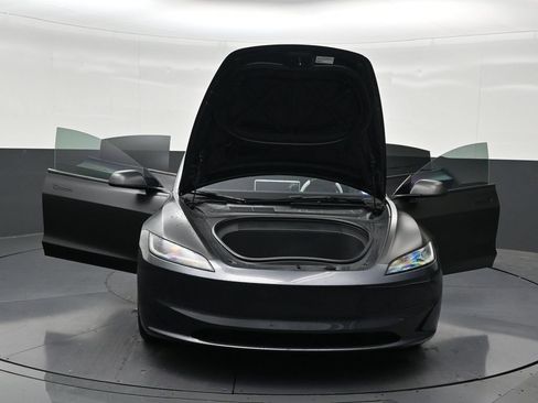 Used 2024 Tesla Model 3 Standard Range RWD image 35