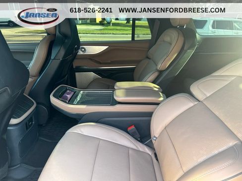 Used 2026 Lincoln Navigator Black Label AWD/4WD image 32