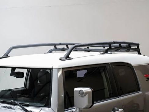 Used 2010 Toyota FJ Cruiser 4WD image 39