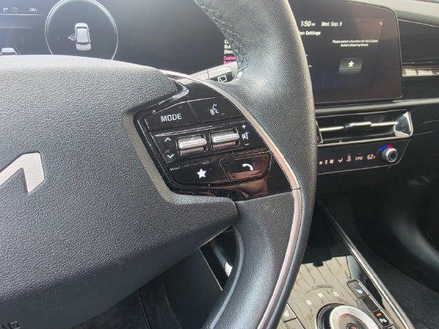 Used 2025 Kia Niro Wind w/ Wind Preserve Package FWD image 45