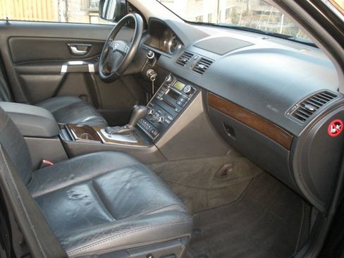 Used 2012 Volvo XC90 3.2 image 30