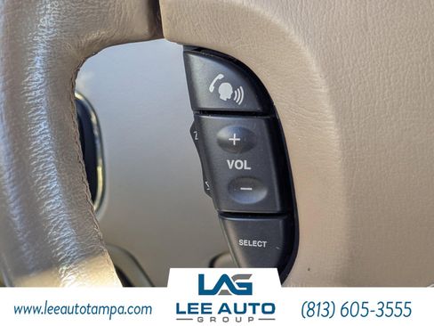 Used 2005 Jaguar XJ8 image 24