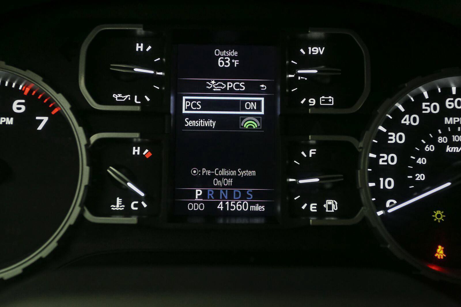 Used 2020 Toyota Tundra SR5 w/ TRD Sport Package AWD/4WD image 37