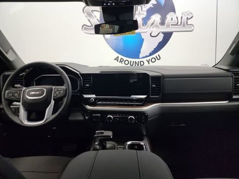 New 2026 GMC Sierra 1500 Elevation image 15