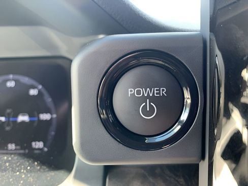 Used 2024 Toyota Tacoma 4x4 Double Cab Hybrid image 23