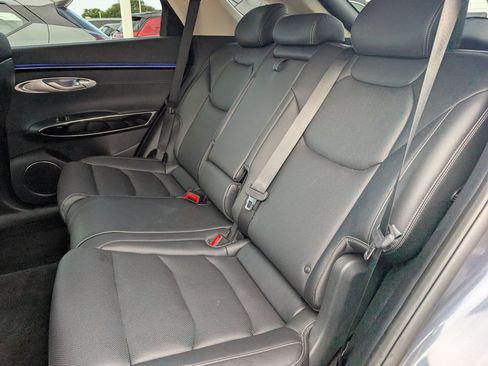 Used 2026 Genesis GV70 2.5T AWD/4WD image 28