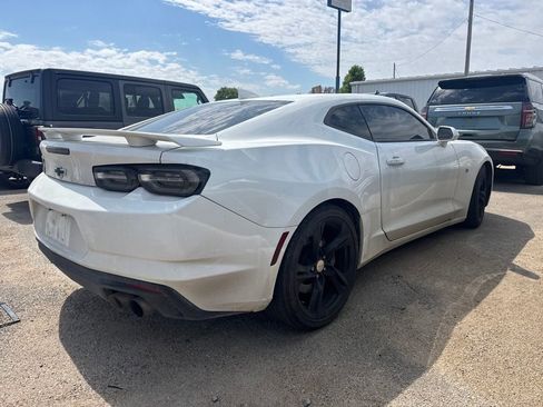 Used 2019 Chevrolet Camaro SS image 4