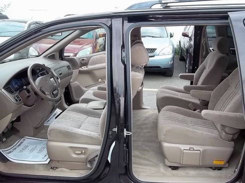 Used 2001 Toyota Sienna XLE FWD image 3