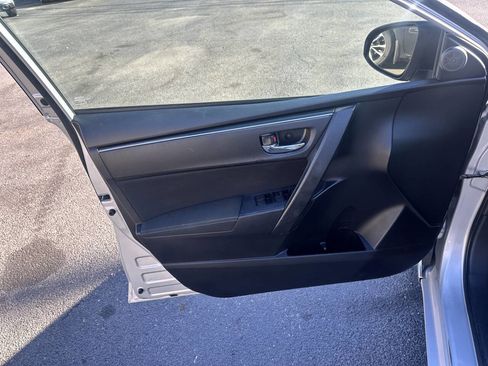 Used 2017 Toyota Corolla LE image 10