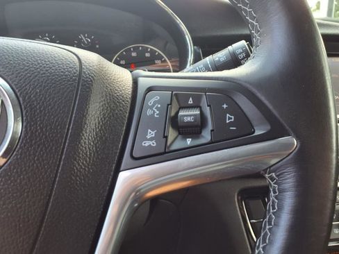 Certified 2022 Buick Encore Preferred image 14