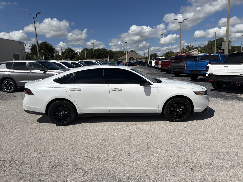 Used 2025 Honda Accord SE image 3