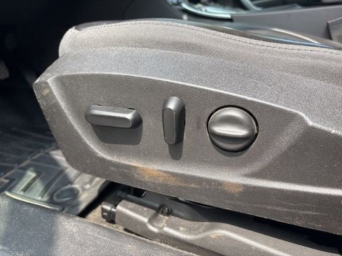 Used 2016 Buick Regal Premium image 17