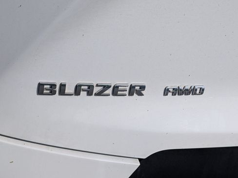 Used 2021 Chevrolet Blazer LT AWD/4WD image 6