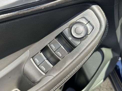 Used 2020 Buick Encore GX Select image 15