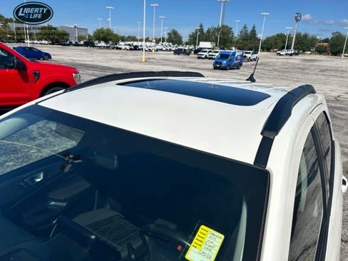 Used 2019 Ford EcoSport SE FWD image 8
