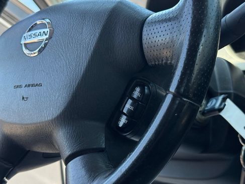 Used 2002 Nissan Frontier SE AWD/4WD image 15