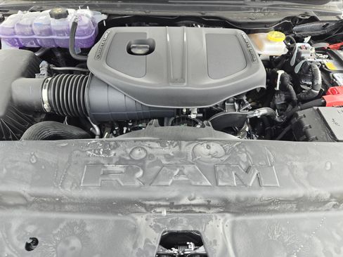 New 2026 RAM 1500 Express AWD/4WD image 24