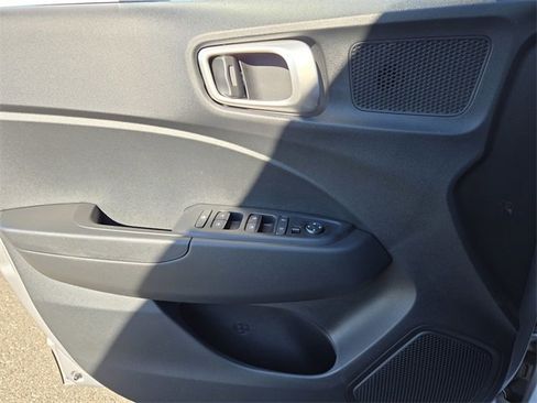 New 2026 Hyundai Venue SEL image 17