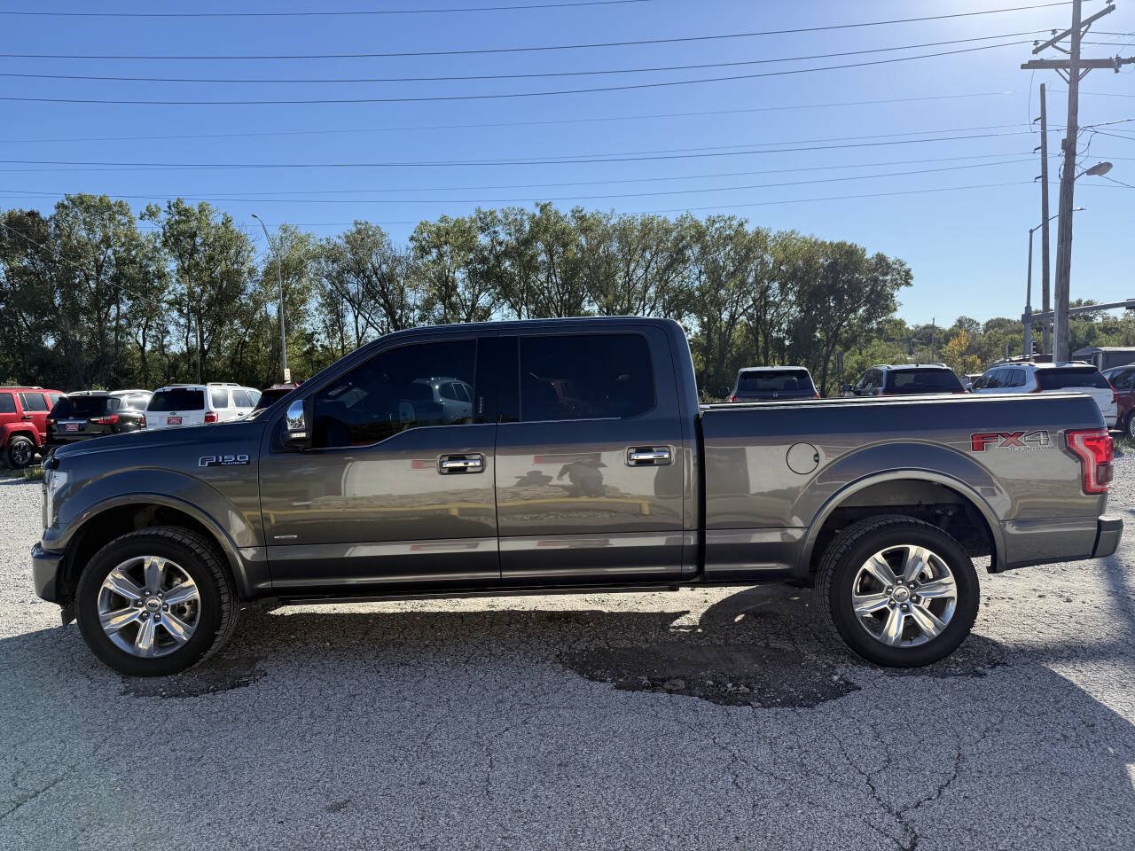 Used 2017 Ford F150 Platinum w/ Equipment Group 701A Luxury AWD/4WD image 6