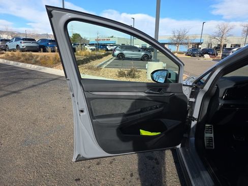 New 2026 Volkswagen GTI SE image 9