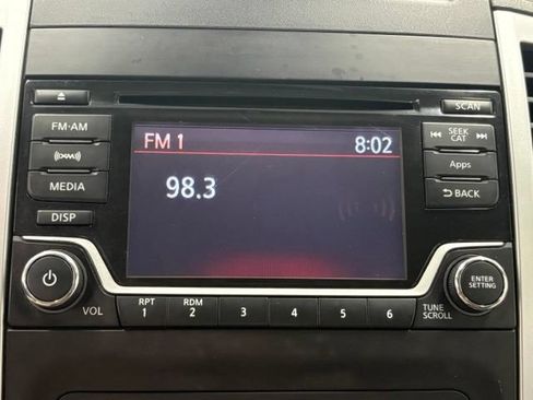 Used 2015 Nissan Frontier SV RWD image 21