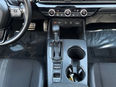 Used 2025 Honda Civic Sport image 26