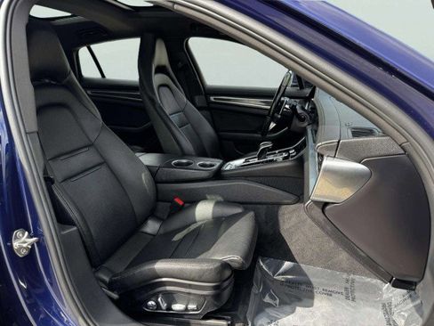 Used 2020 Porsche Panamera 4 image 61