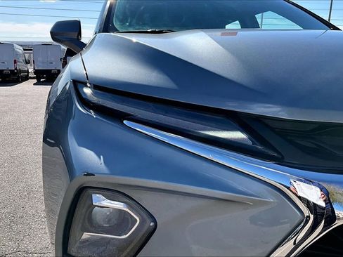 Used 2025 Chevrolet Blazer LT image 27