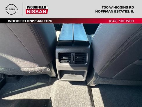 Certified 2025 Nissan Rogue SV AWD/4WD image 30