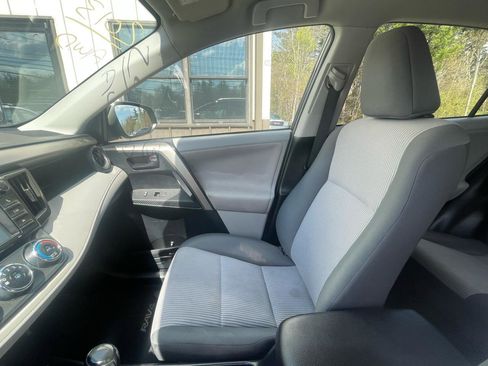 Used 2013 Toyota RAV4 LE AWD/4WD image 15