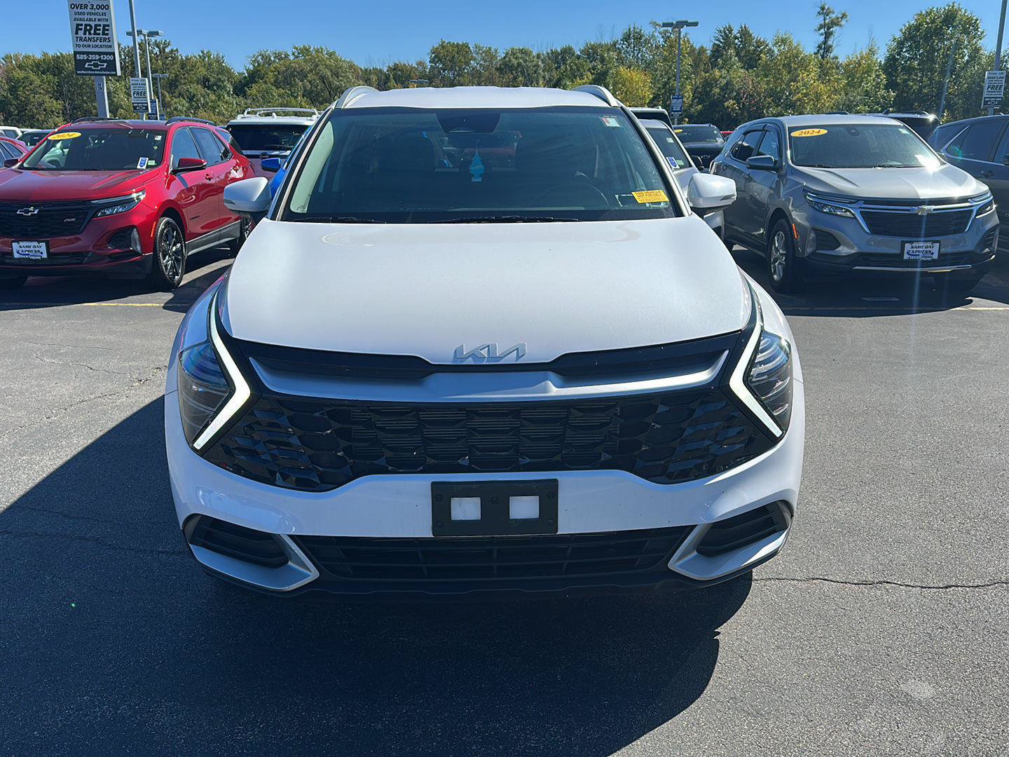 Used 2024 Kia Sportage EX AWD/4WD image 6