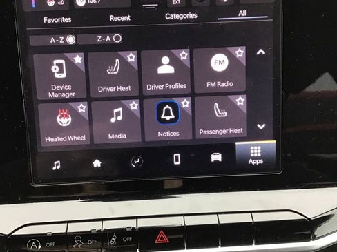 Used 2025 Jeep Compass Latitude image 10