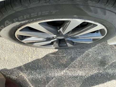 Used 2016 Nissan Altima 2.5 SL w/ 2.5 Technology w/LED Package image 9