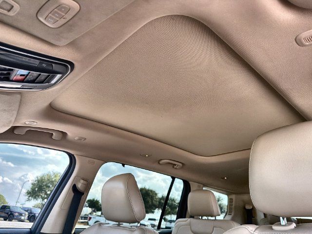 Used 2021 Jeep Grand Cherokee L Limited w/ Luxury Tech Group II AWD/4WD image 22
