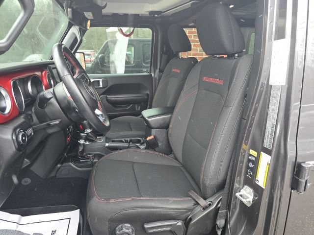 Used 2021 Jeep Wrangler Unlimited Rubicon w/ Dual Top Group AWD/4WD image 12