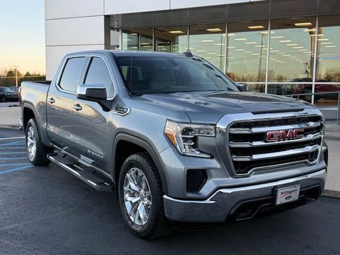 Used 2021 GMC Sierra 1500 SLE w/ Preferred Package image 2