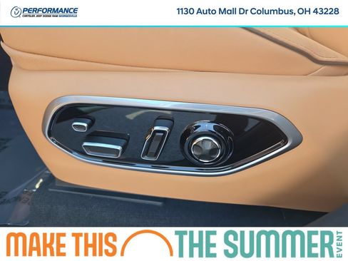 New 2026 Jeep Grand Cherokee L Summit w/ Obsidian Package AWD/4WD image 25