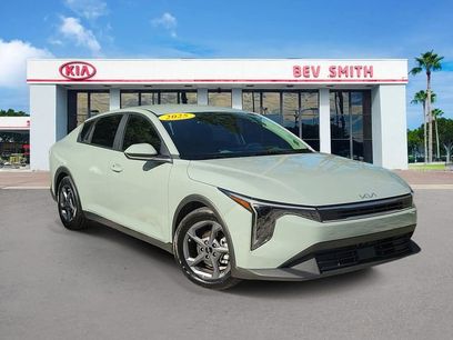 Certified 2025 Kia K4