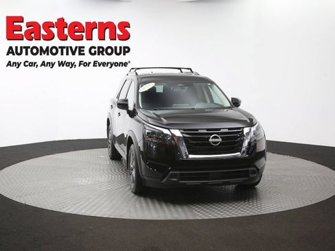 Used 2024 Nissan Pathfinder SV w/ Lighting Package (N92) AWD/4WD image 51