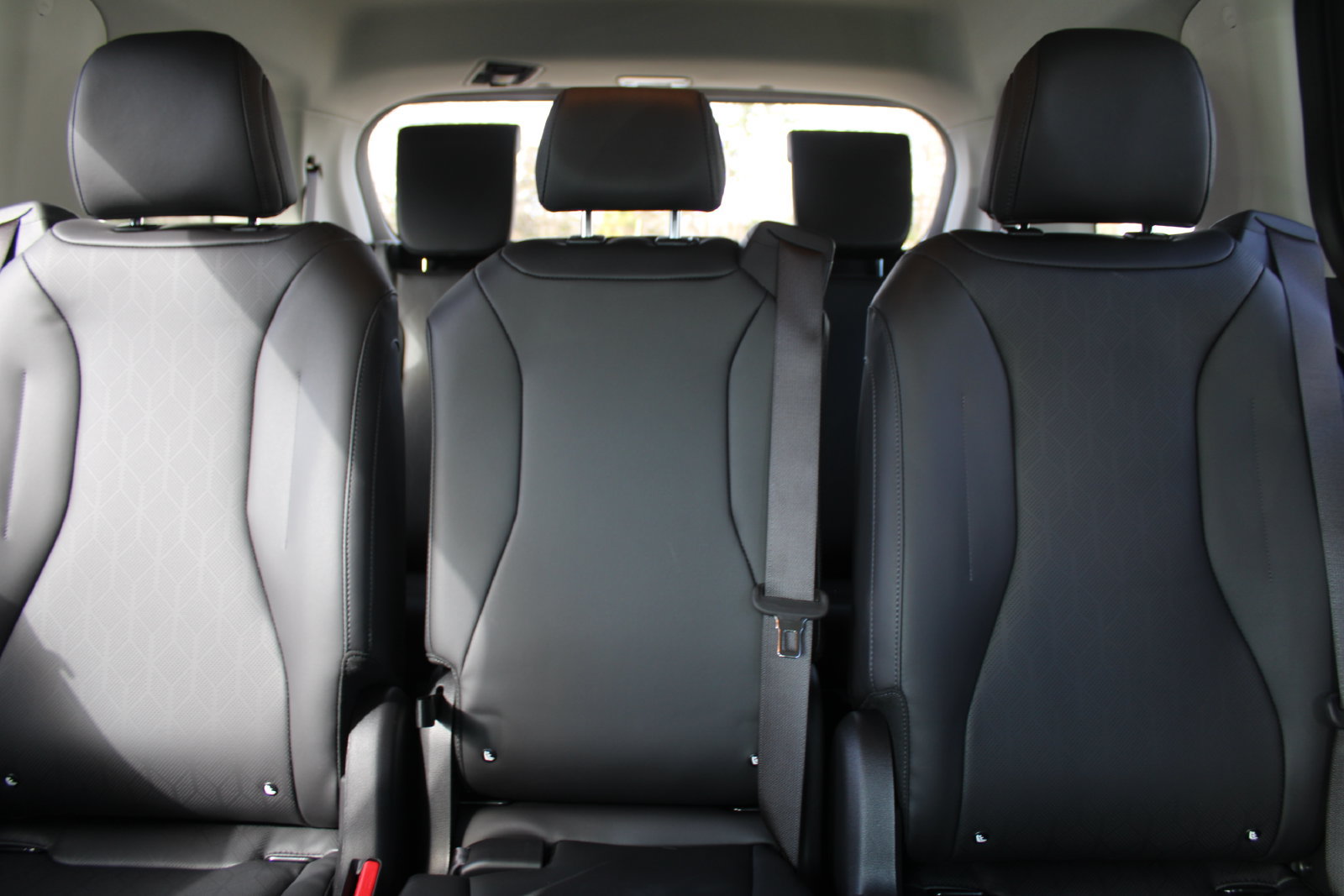 New 2026 Kia Carnival EX FWD image 55