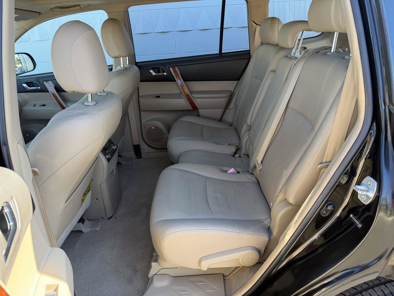 Used 2008 Toyota Highlander Limited w/ Tow Pkg AWD/4WD image 15