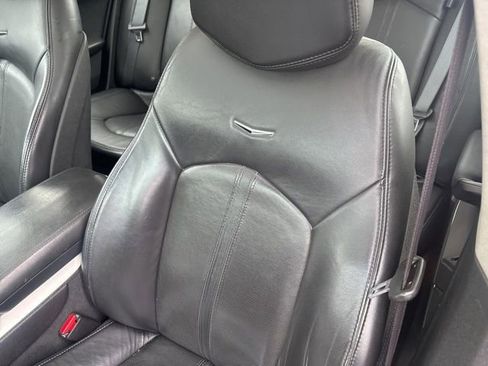 Used 2010 Cadillac CTS Premium image 26