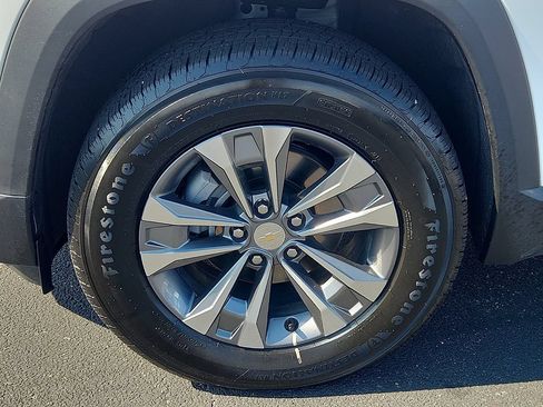 Certified 2026 Chevrolet Equinox LT FWD image 8