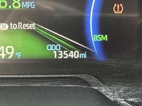 Used 2025 Toyota RAV4 XLE w/ Convenience Package image 14