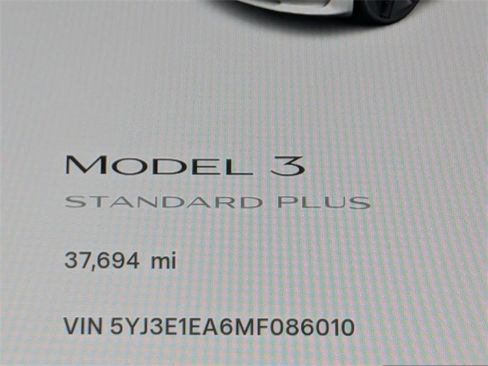 Used 2021 Tesla Model 3 Standard Range Plus image 35