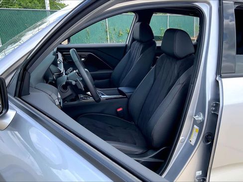 Used 2025 Acura ADX A-Spec image 8