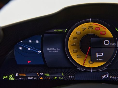 Used 2023 Ferrari SF90 Spider AWD/4WD image 20